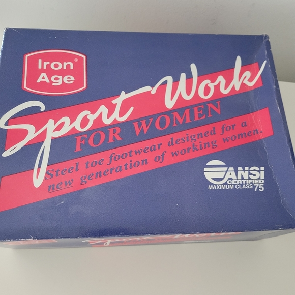 SAFETY BOOTS. Iron Age Safety Boots. Size 5 - Picture 10 of 12